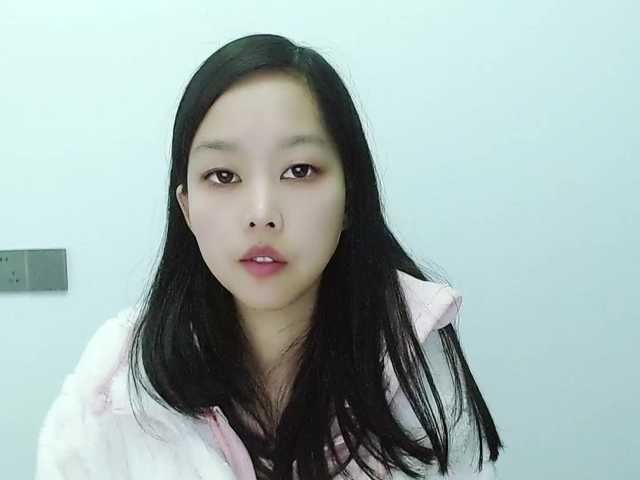 Selinababy99's BongaCams show and profile