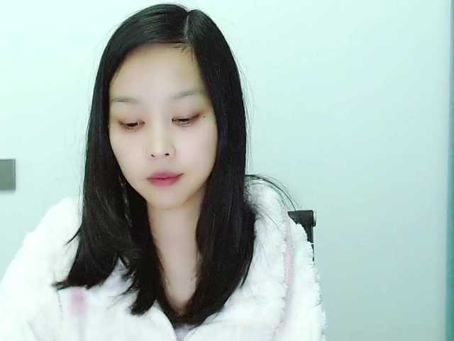 Selinababy99's BongaCams show and profile