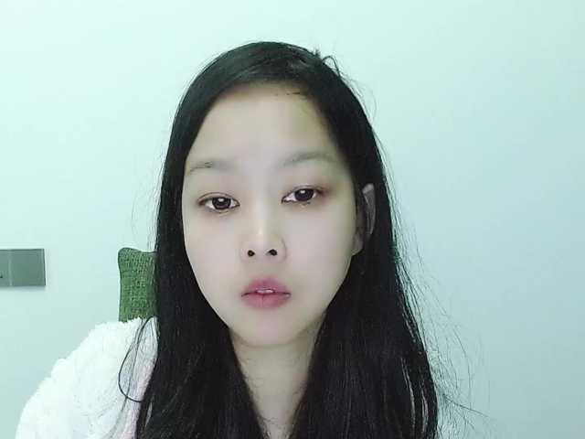 Selinababy99's BongaCams show and profile