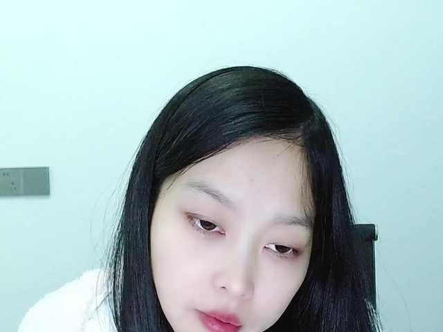 Selinababy99's BongaCams show and profile