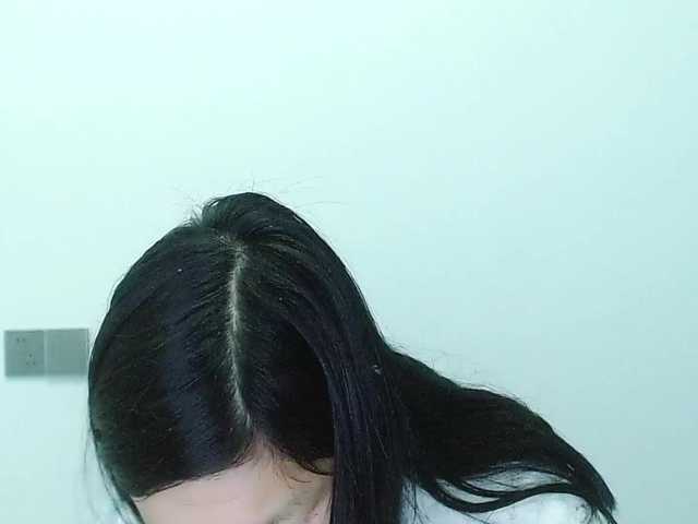 Selinababy99's BongaCams show and profile