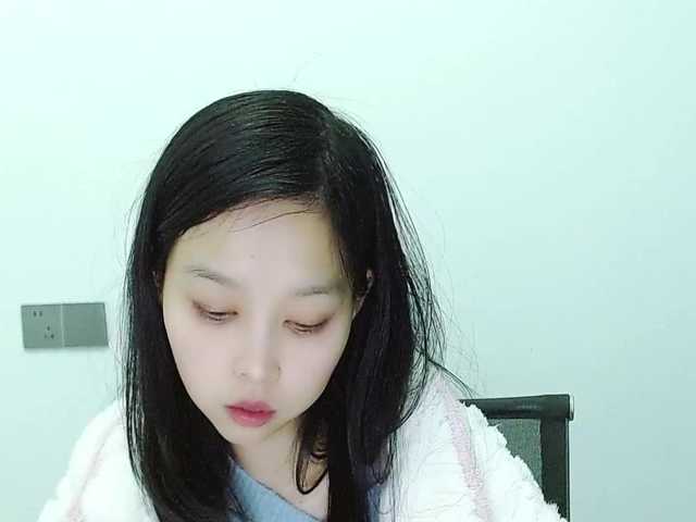 Selinababy99's BongaCams show and profile