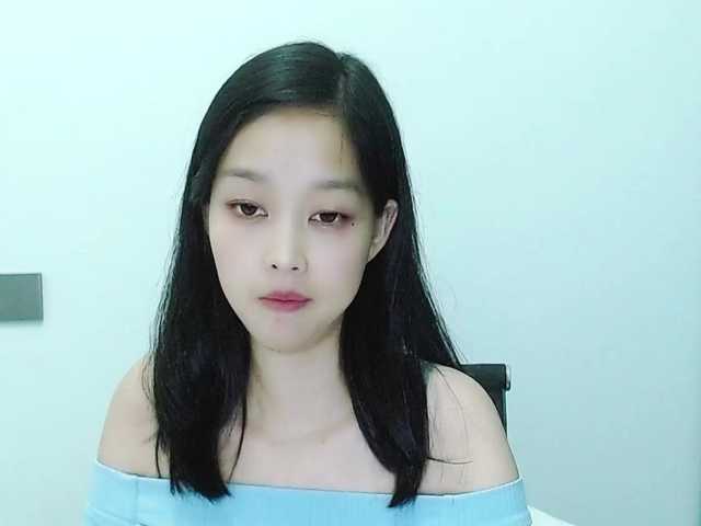 Selinababy99's BongaCams show and profile