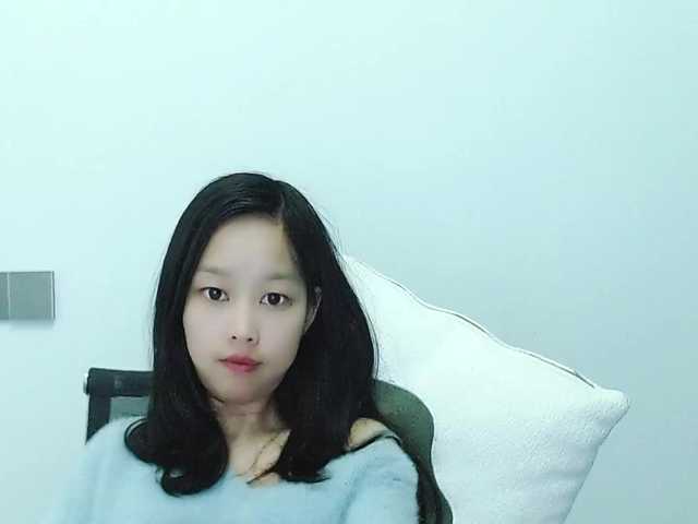 Selinababy99's BongaCams show and profile