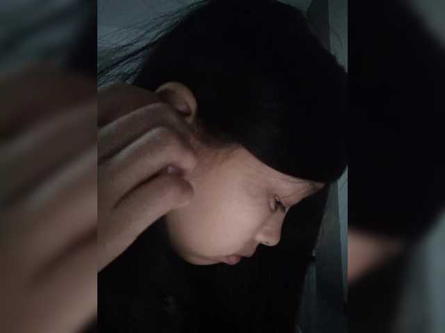 Selinababy99's BongaCams show and profile