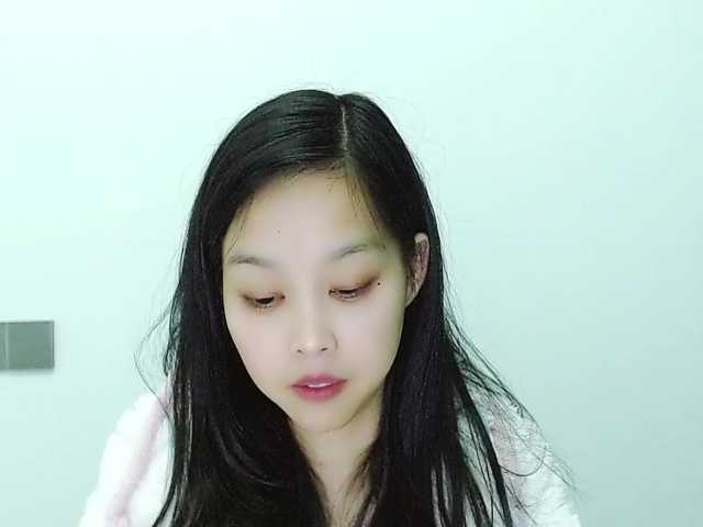 Selinababy99's BongaCams show and profile