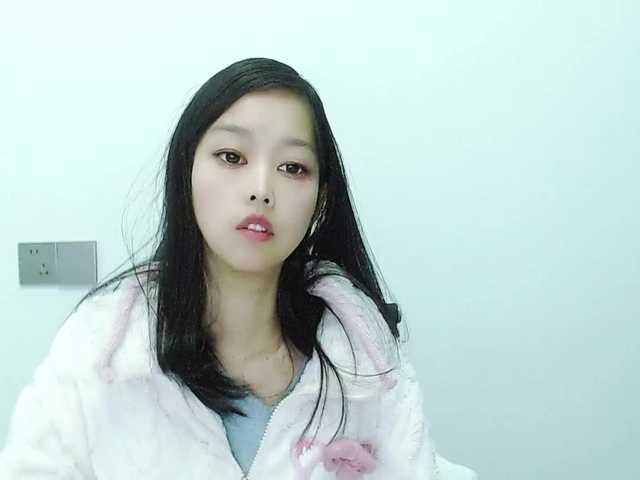 Selinababy99's BongaCams show and profile