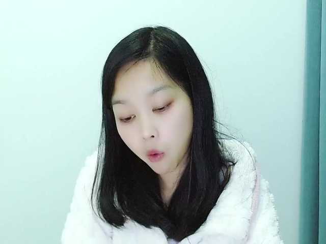 Selinababy99's BongaCams show and profile