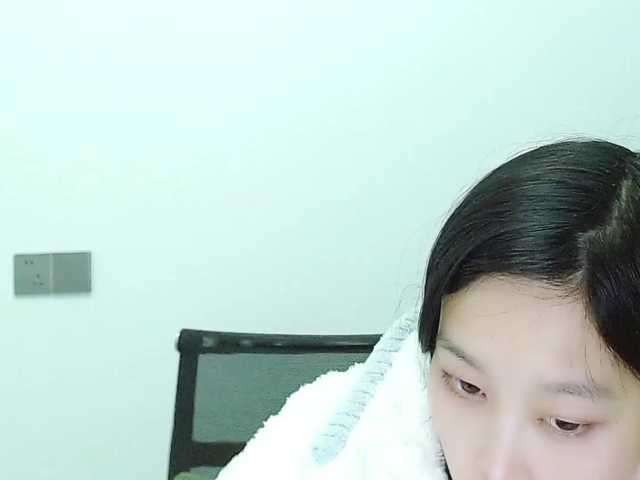 Selinababy99's BongaCams show and profile