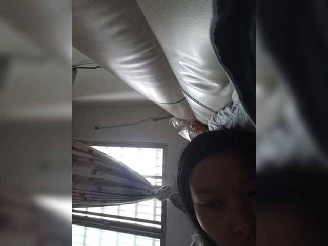 Selinababy99's BongaCams show and profile