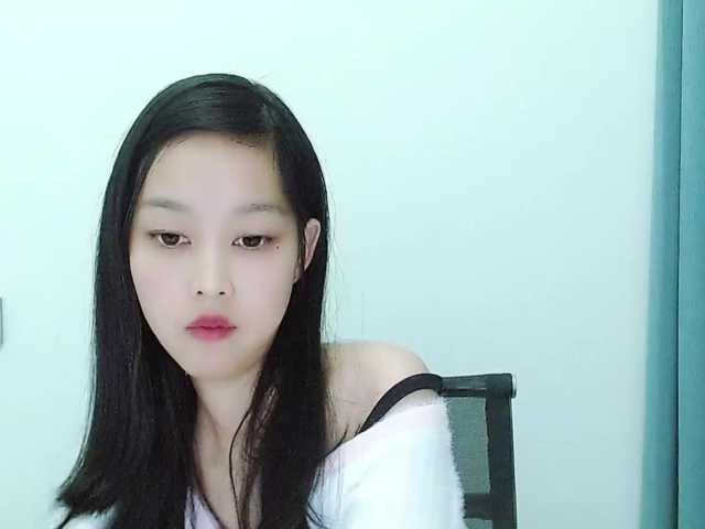 Selinababy99's BongaCams show and profile