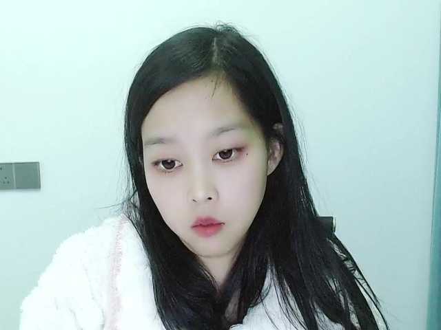 Selinababy99's BongaCams show and profile