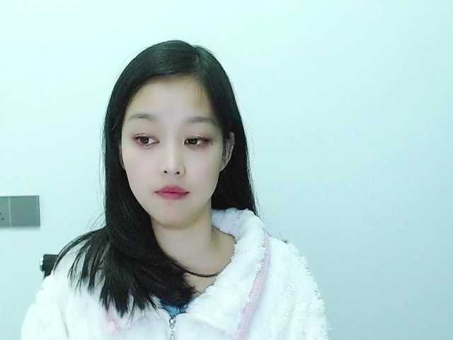 Selinababy99's BongaCams show and profile