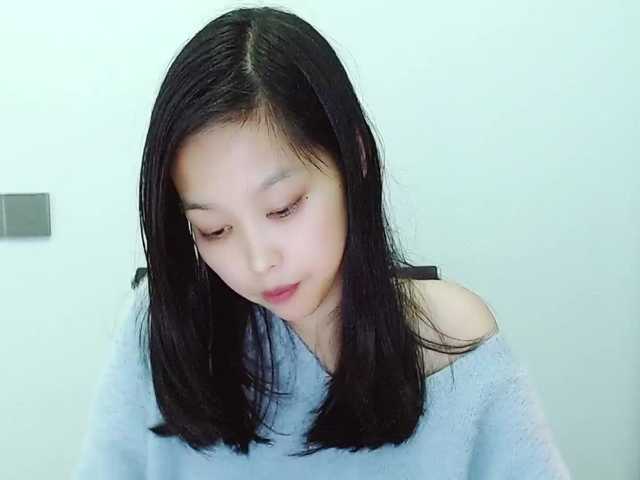 Selinababy99's BongaCams show and profile