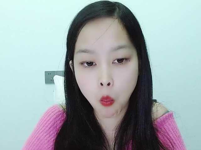 Selinababy99's BongaCams show and profile