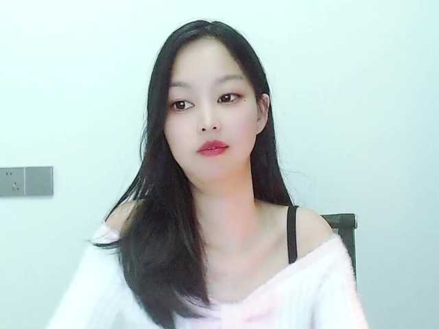 Selinababy99's BongaCams show and profile