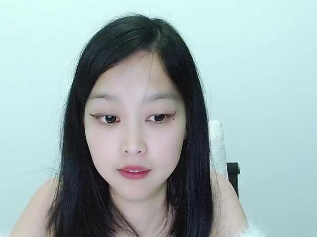 Selinababy99's BongaCams show and profile