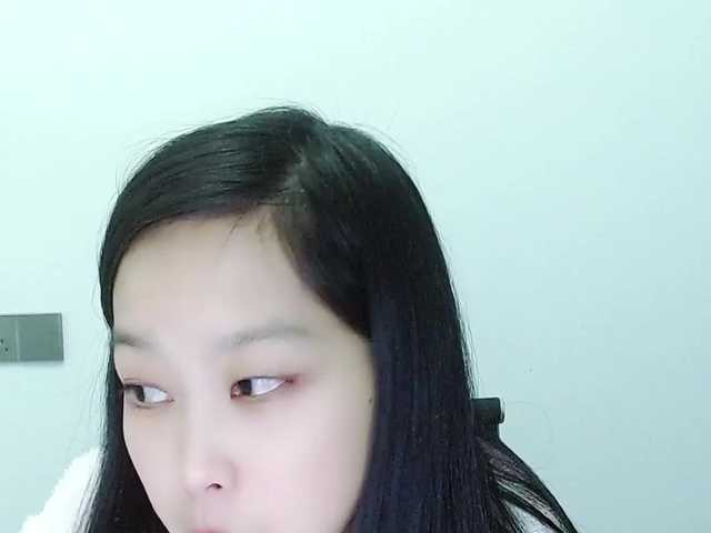 Selinababy99's BongaCams show and profile