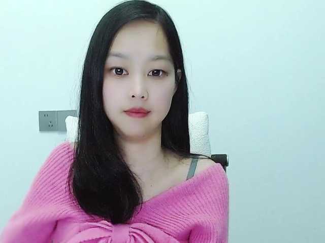 Selinababy99's BongaCams show and profile