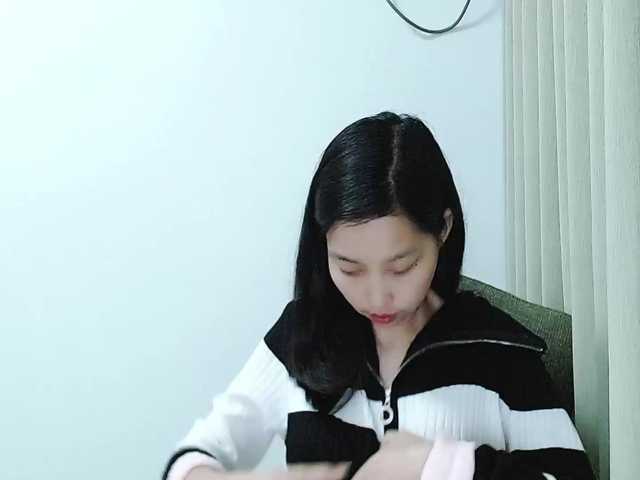 Selinababy99's BongaCams show and profile