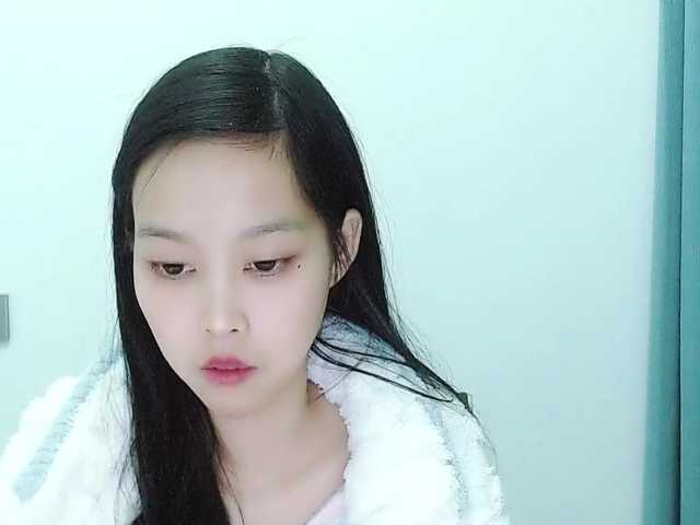 Selinababy99's BongaCams show and profile