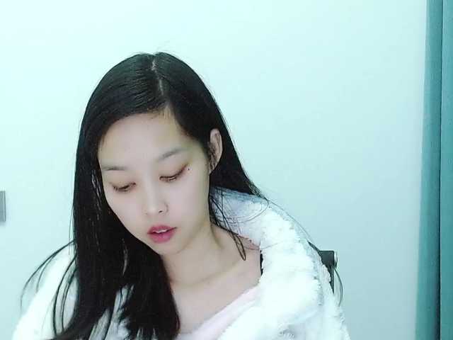 Selinababy99's BongaCams show and profile