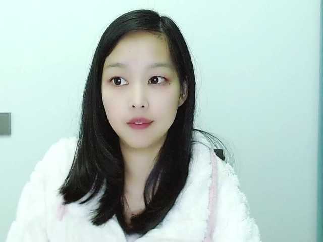 Selinababy99's BongaCams show and profile