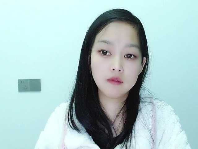 Selinababy99's BongaCams show and profile