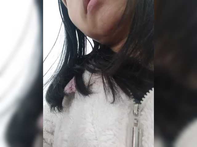 Selinababy99's BongaCams show and profile