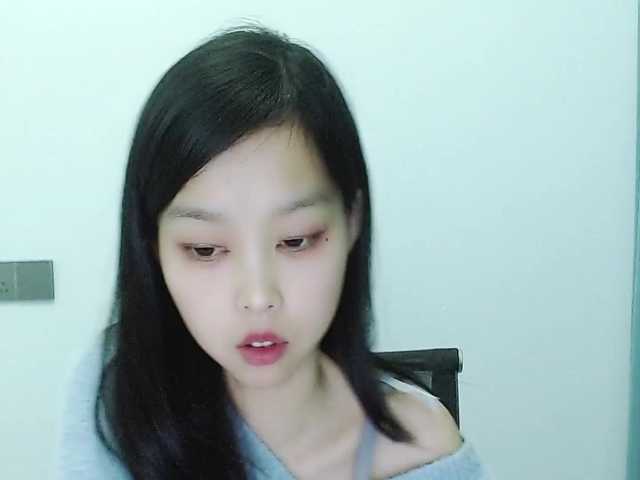 Selinababy99's BongaCams show and profile