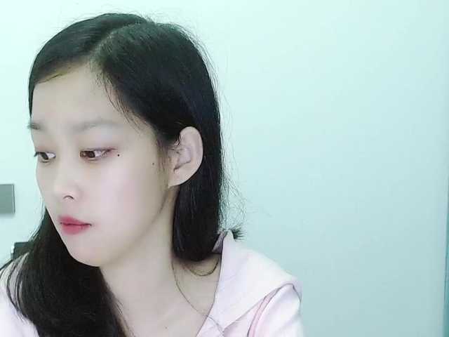 Selinababy99's BongaCams show and profile