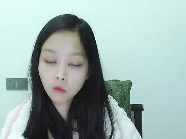 Selinababy99's BongaCams show and profile