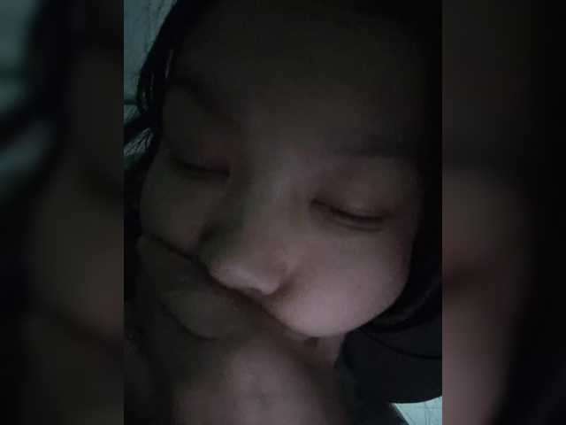 Selinababy99's BongaCams show and profile