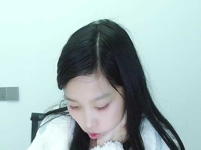 Selinababy99's BongaCams show and profile