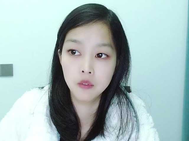 Selinababy99's BongaCams show and profile