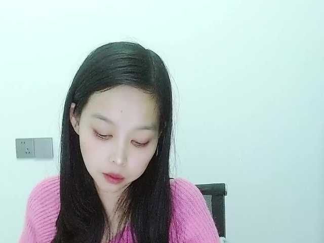 Selinababy99's BongaCams show and profile