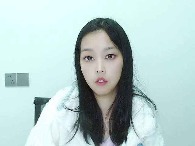 Selinababy99's BongaCams show and profile