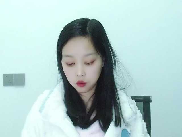 Selinababy99's BongaCams show and profile