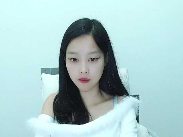 Selinababy99's BongaCams show and profile