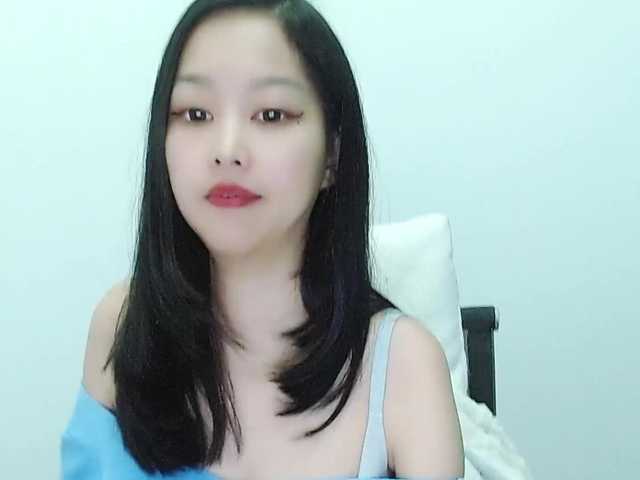 Selinababy99's BongaCams show and profile