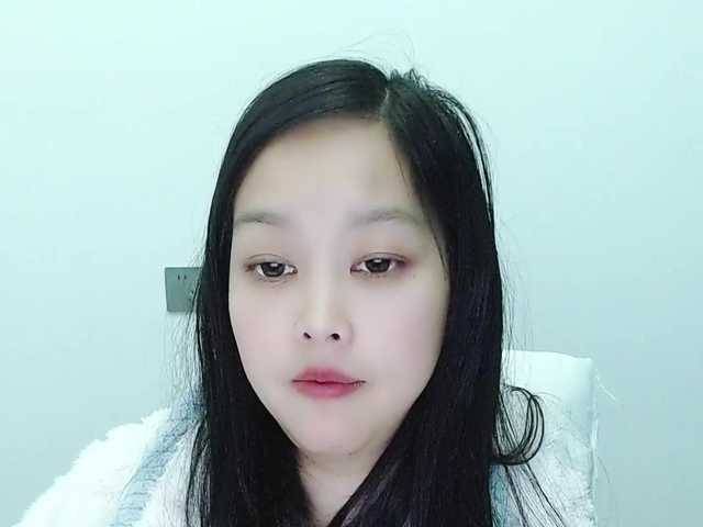 Selinababy99's BongaCams show and profile