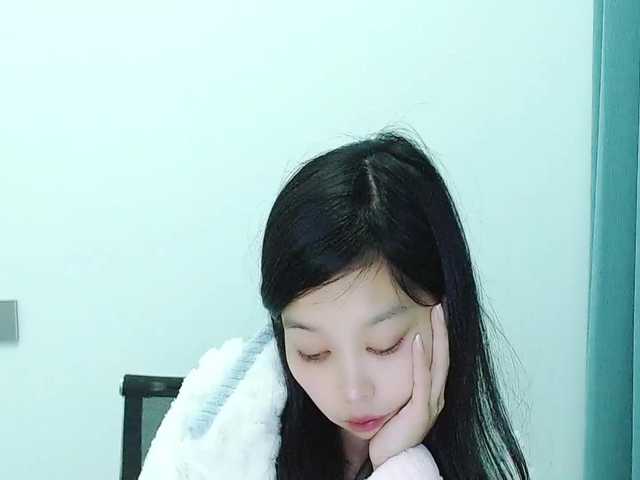 Selinababy99's BongaCams show and profile