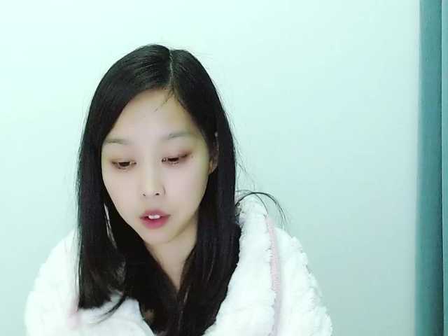 Selinababy99's BongaCams show and profile