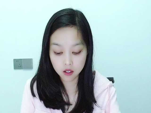 Selinababy99's BongaCams show and profile