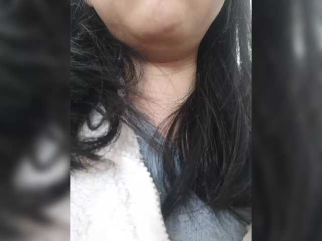 Selinababy99's BongaCams show and profile