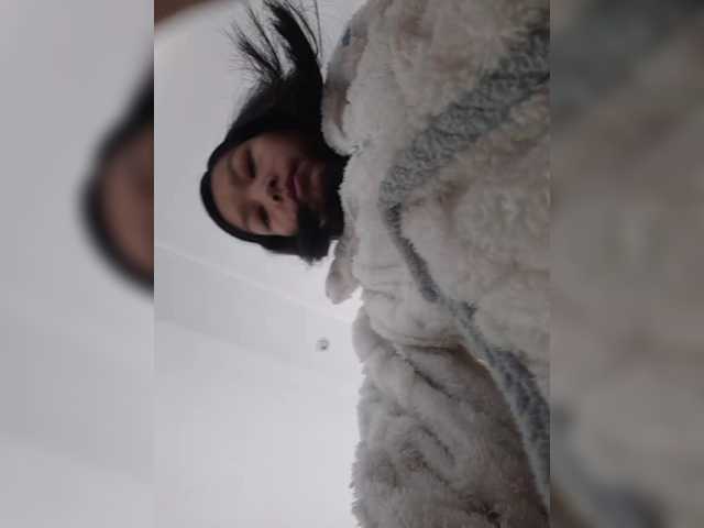 Selinababy99's BongaCams show and profile