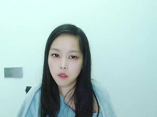 Selinababy99's BongaCams show and profile