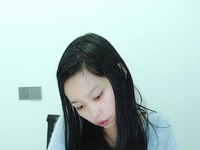 Selinababy99's BongaCams show and profile