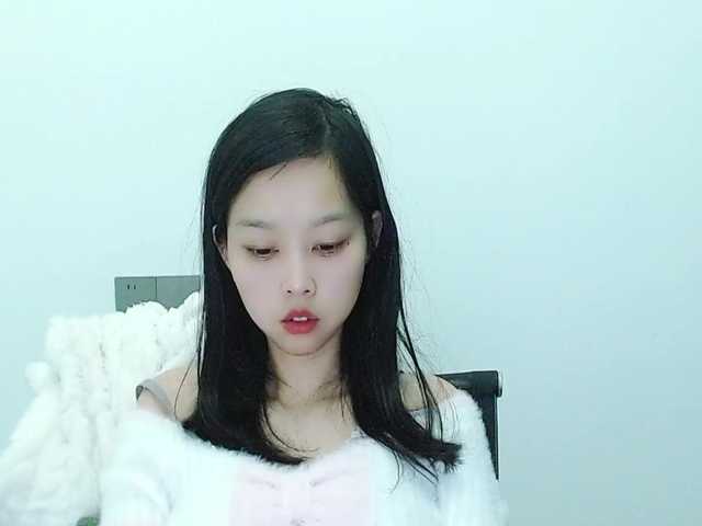 Selinababy99's BongaCams show and profile