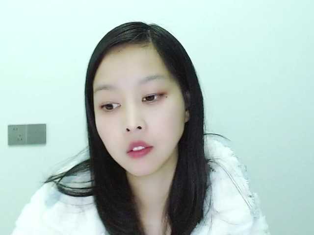 Selinababy99's BongaCams show and profile